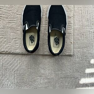 Women’s Vans. EUC